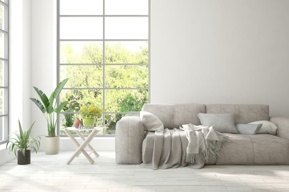 Inflation and high interest rates - TwoColumn - Pic 2 - White/bright apartment