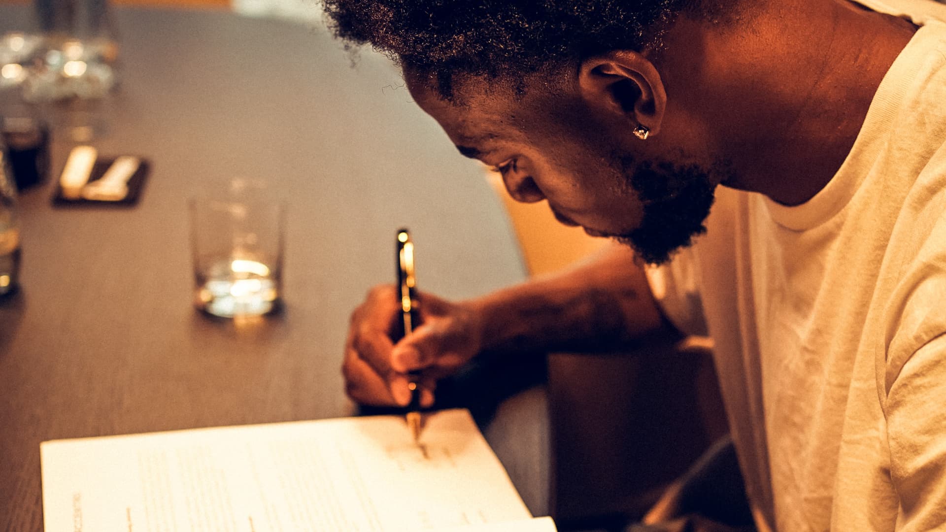 Wohnungskauf-Jordan-Torunarigha - Unterschrift